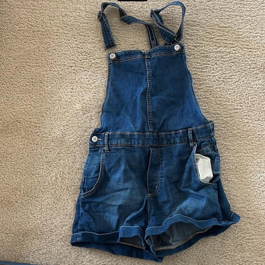 Short overalls