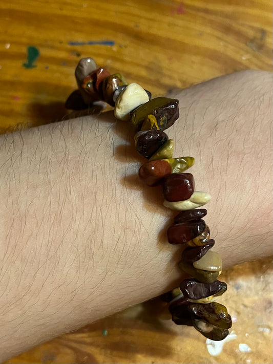 Mookaite chip bracelet